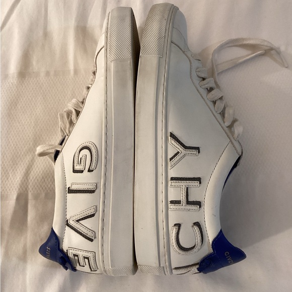 Givenchy White/Blue Leather Urban Street Low Top Sneakers - Picture 7 of 12
